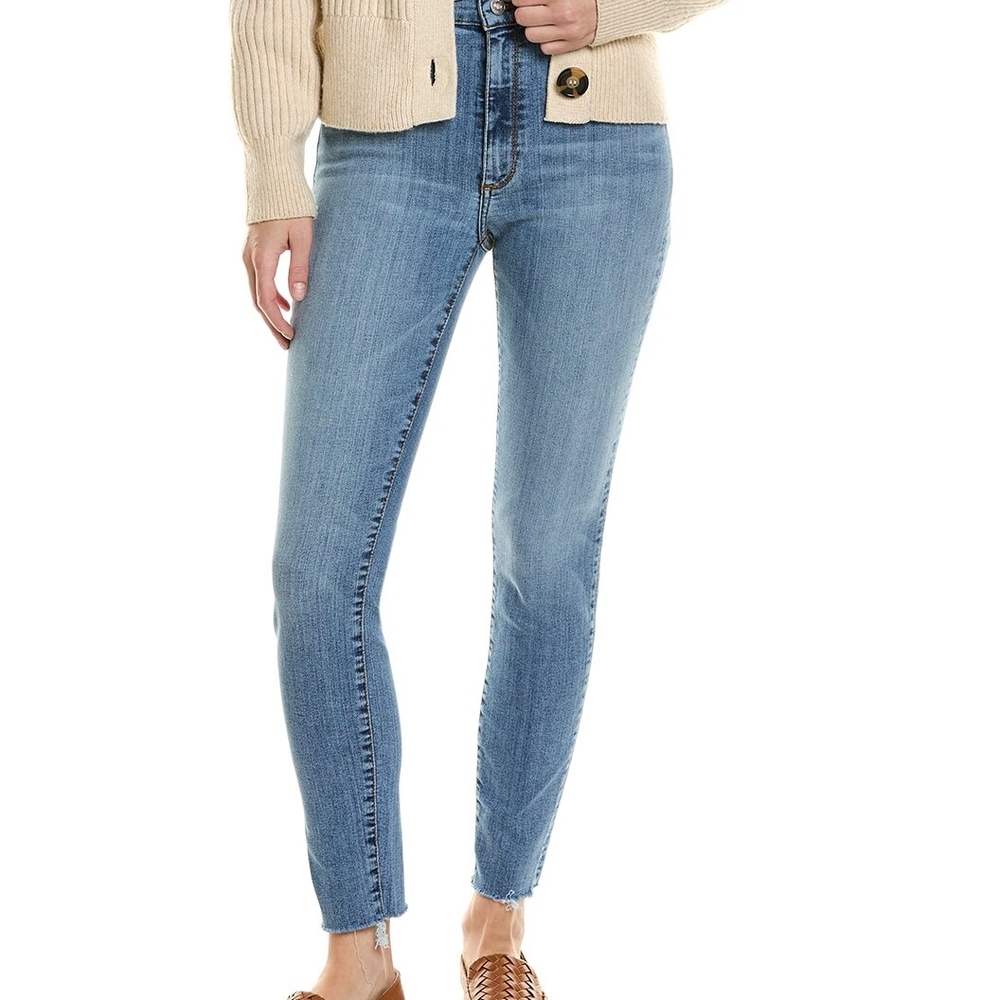 Blue Straight Leg Jeans with Classic Fit